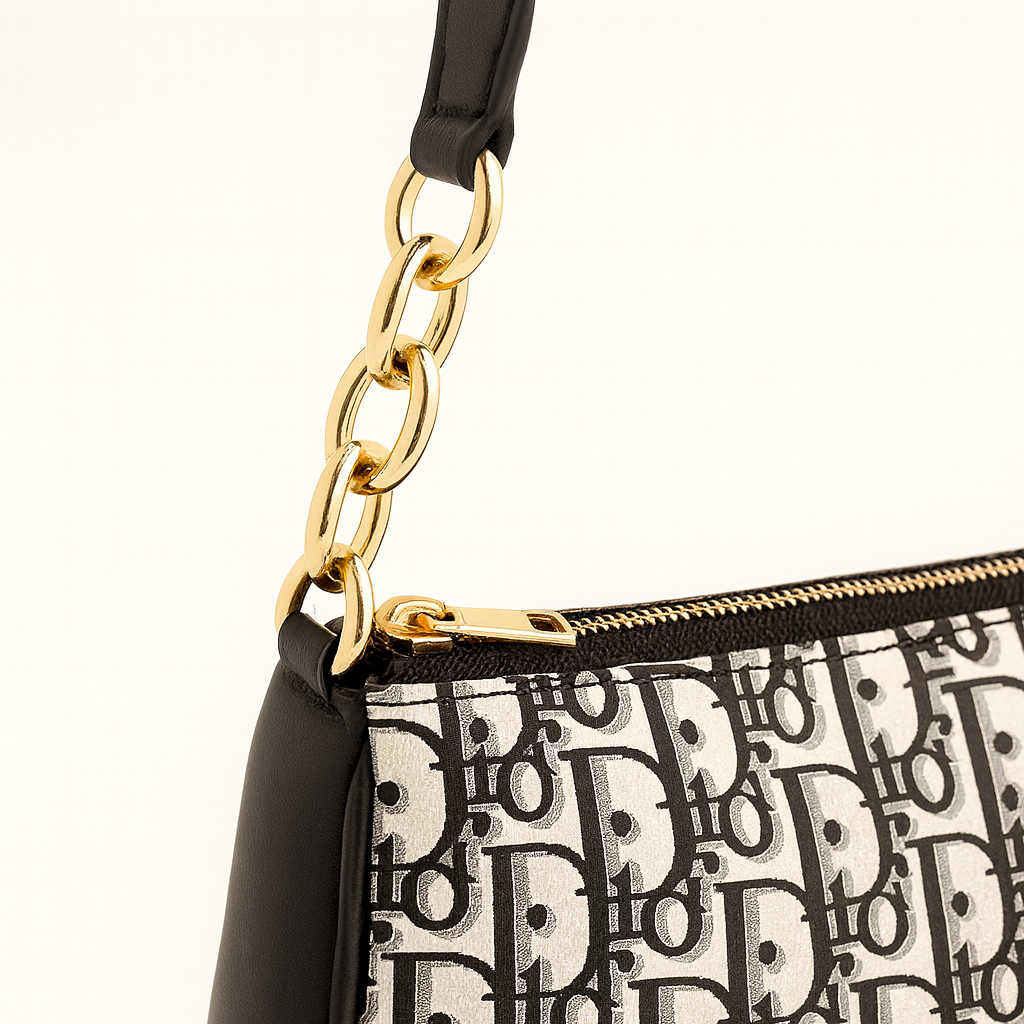 The Chain Shoulder Bag
